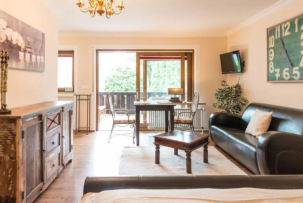 Alpen Deluxe Oberammergau Apartment